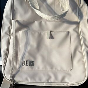 Beis Backpack - no stains, rips, smoke free home
Excellent condition!